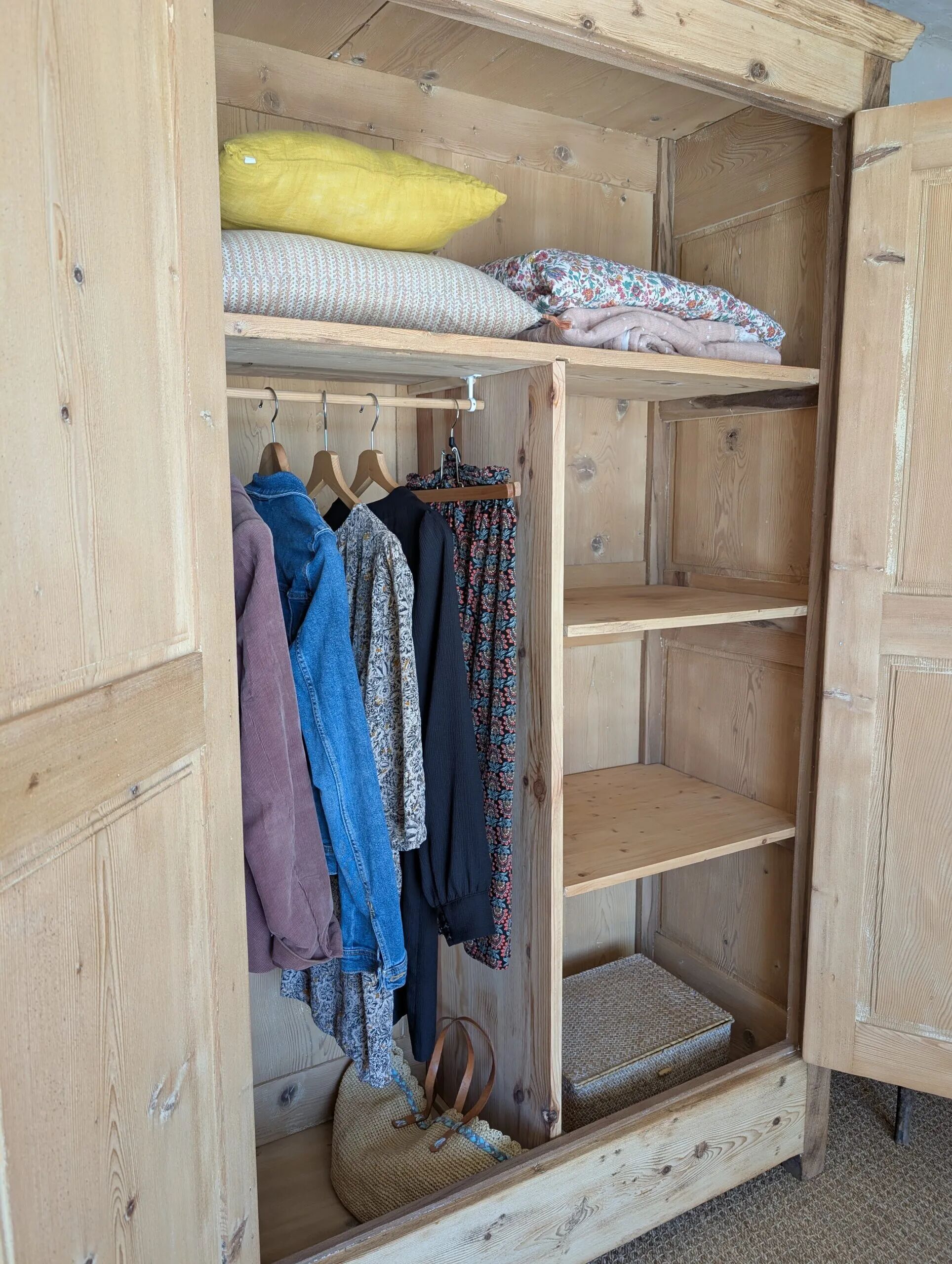 Large wardrobe - hanging space and shelves