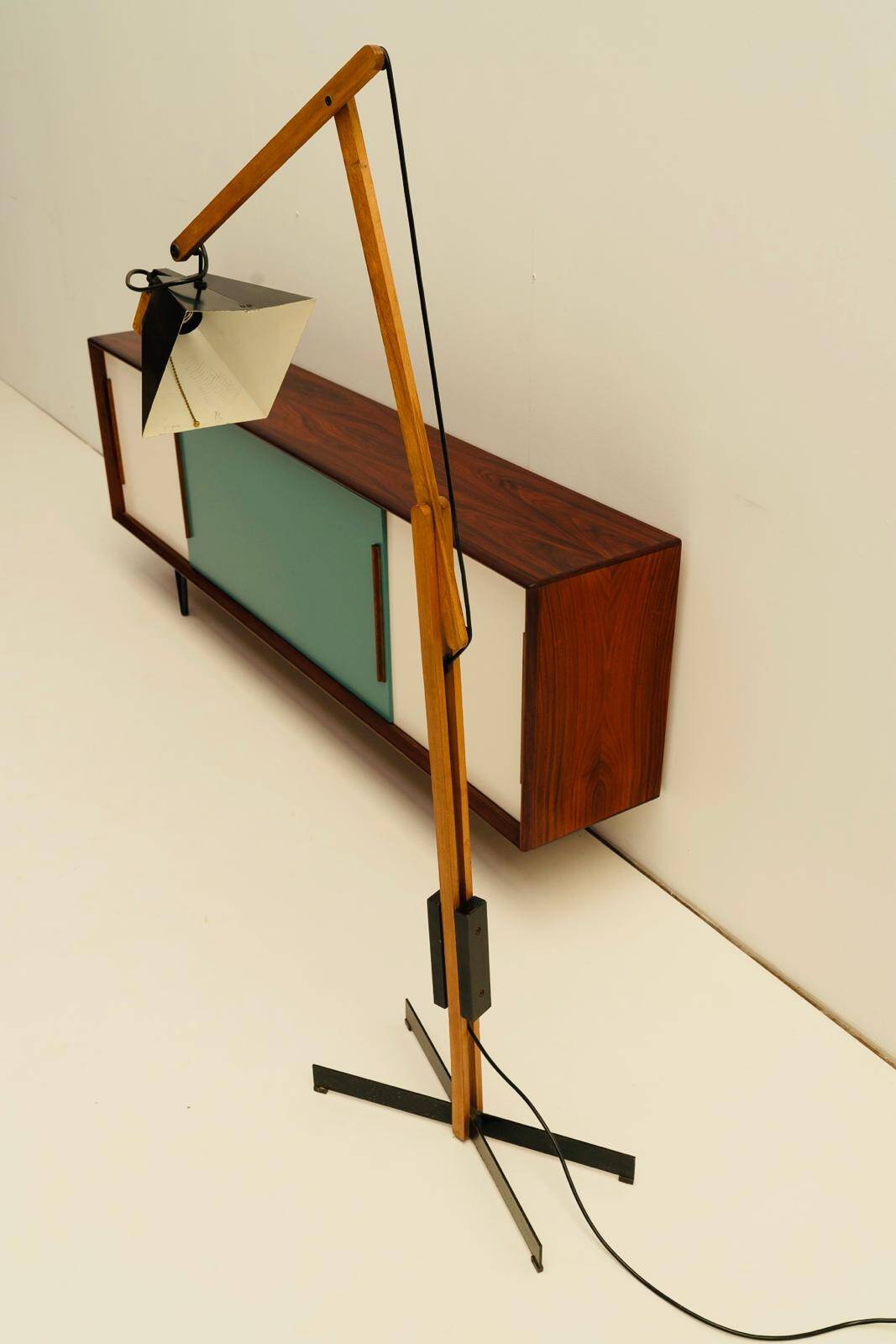 Articulated floor lamp By Gemma Bernal for Tramo 1970's
