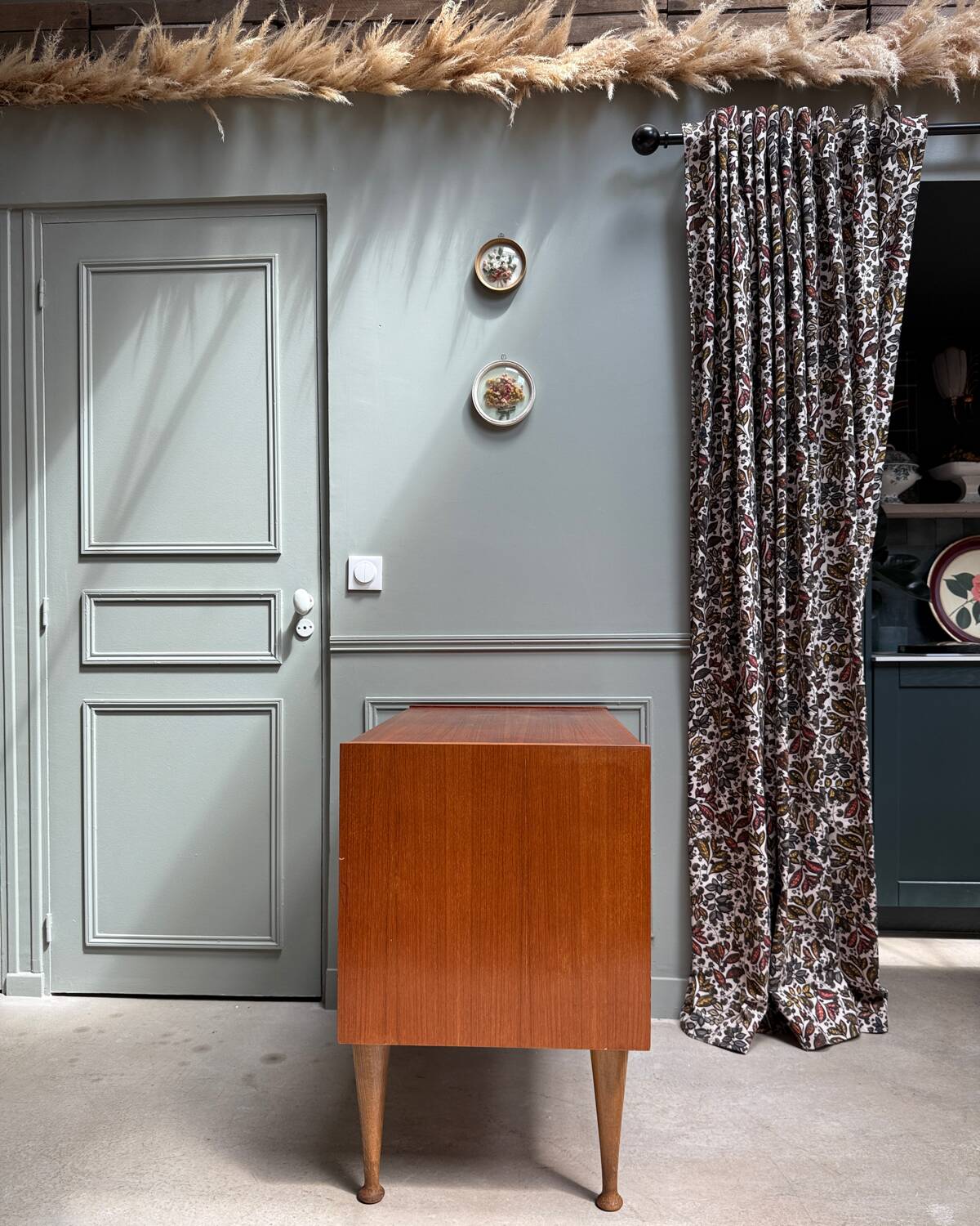 Petit buffet scandinave en teck