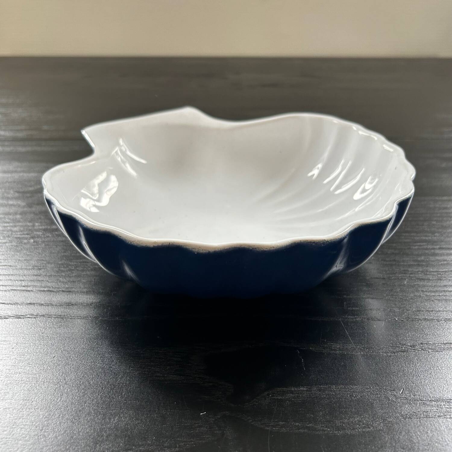 Large blue seashell platter