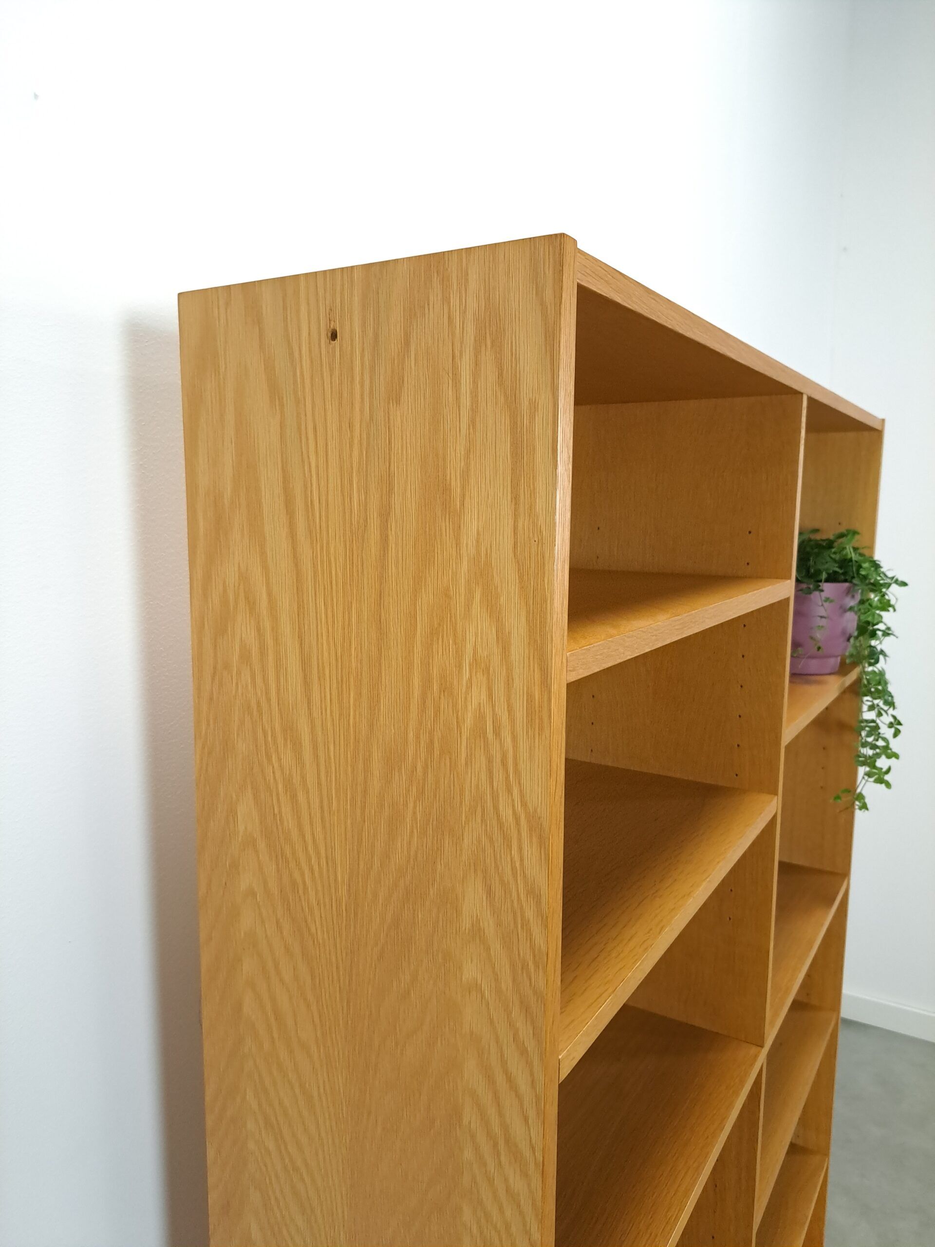 Tall LP bookcase with shelves from Sweden