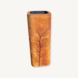 Ceramic vase by Raymonde Leduc