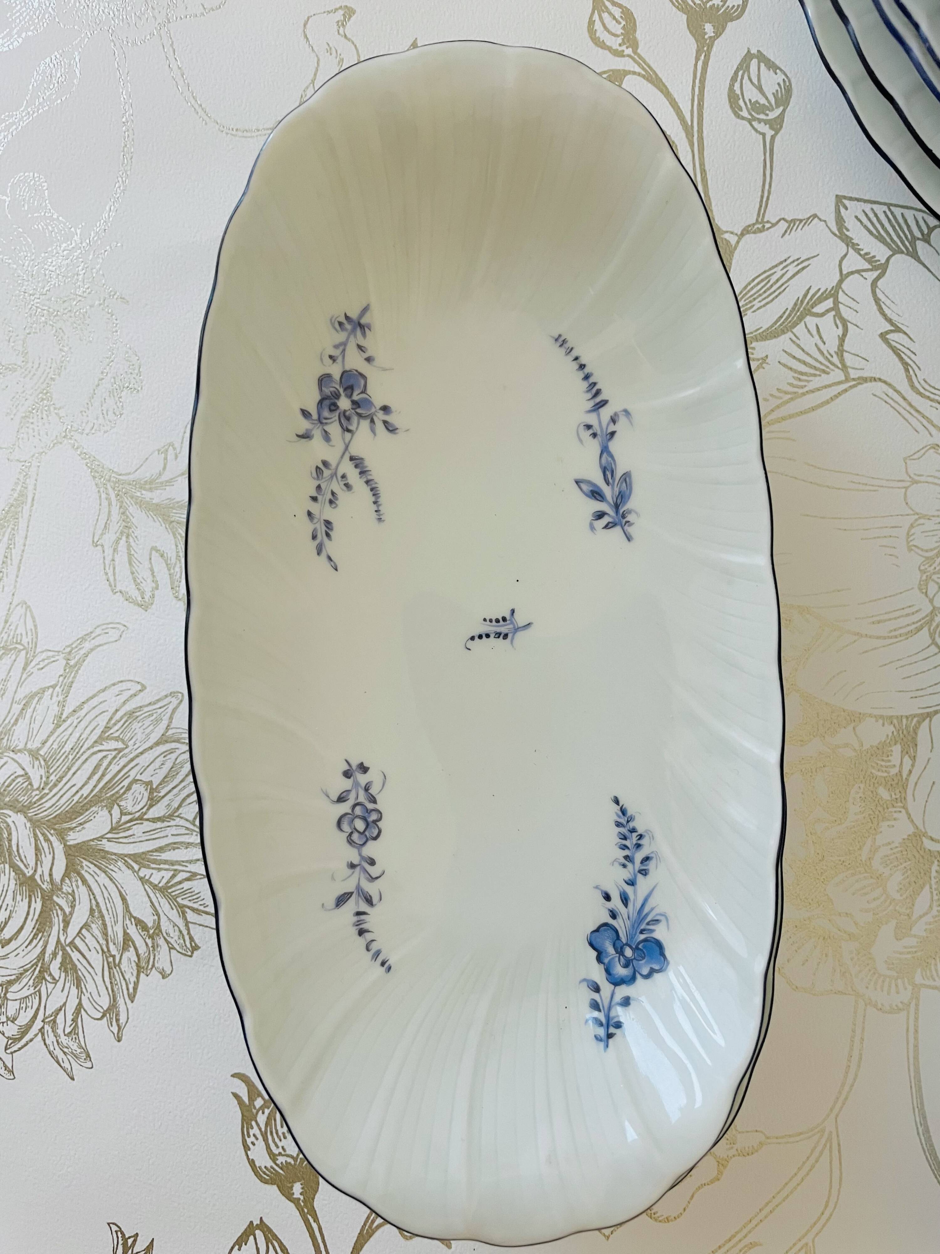 28-piece table service by Bernardaud in porcelain - Brindille model.