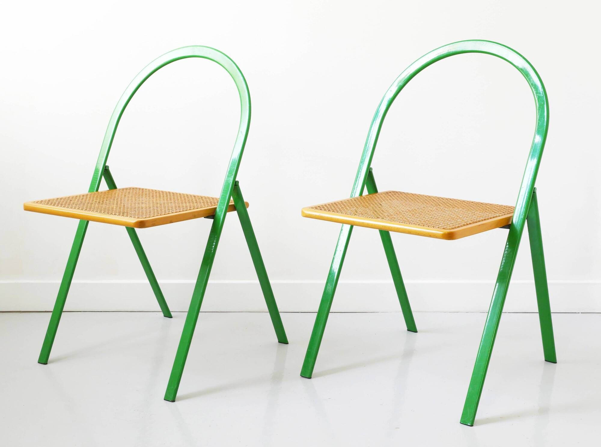 2 Chaises pliantes en cannage Giorgio Cattelan