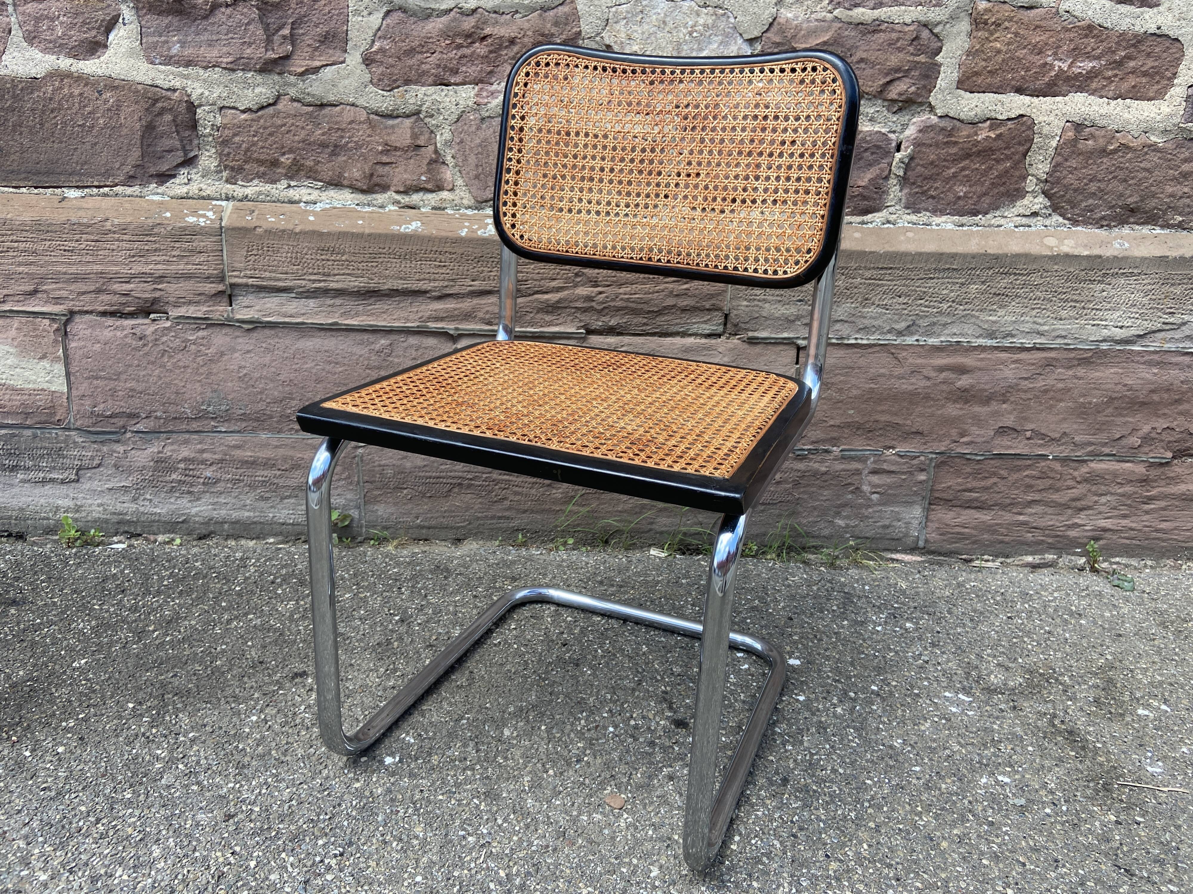 Chaise Cesca B32 de Marcel Breuer, Italie 1980 design