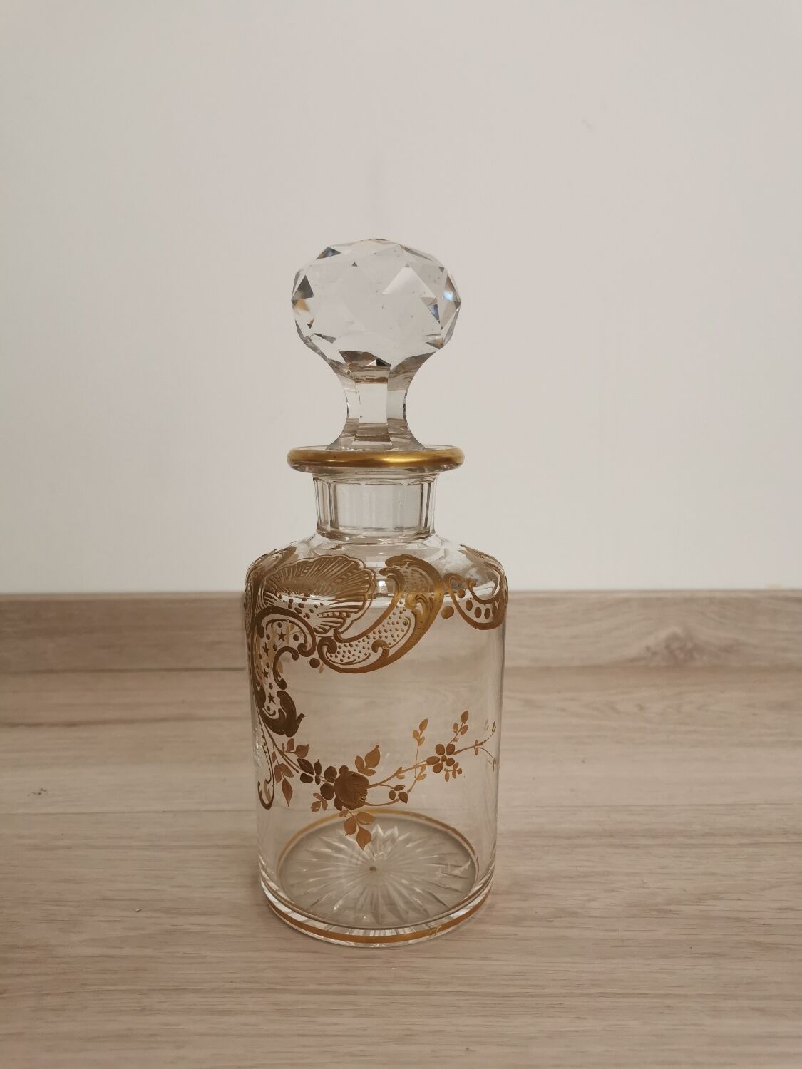 Art Deco decanter, hand-painted