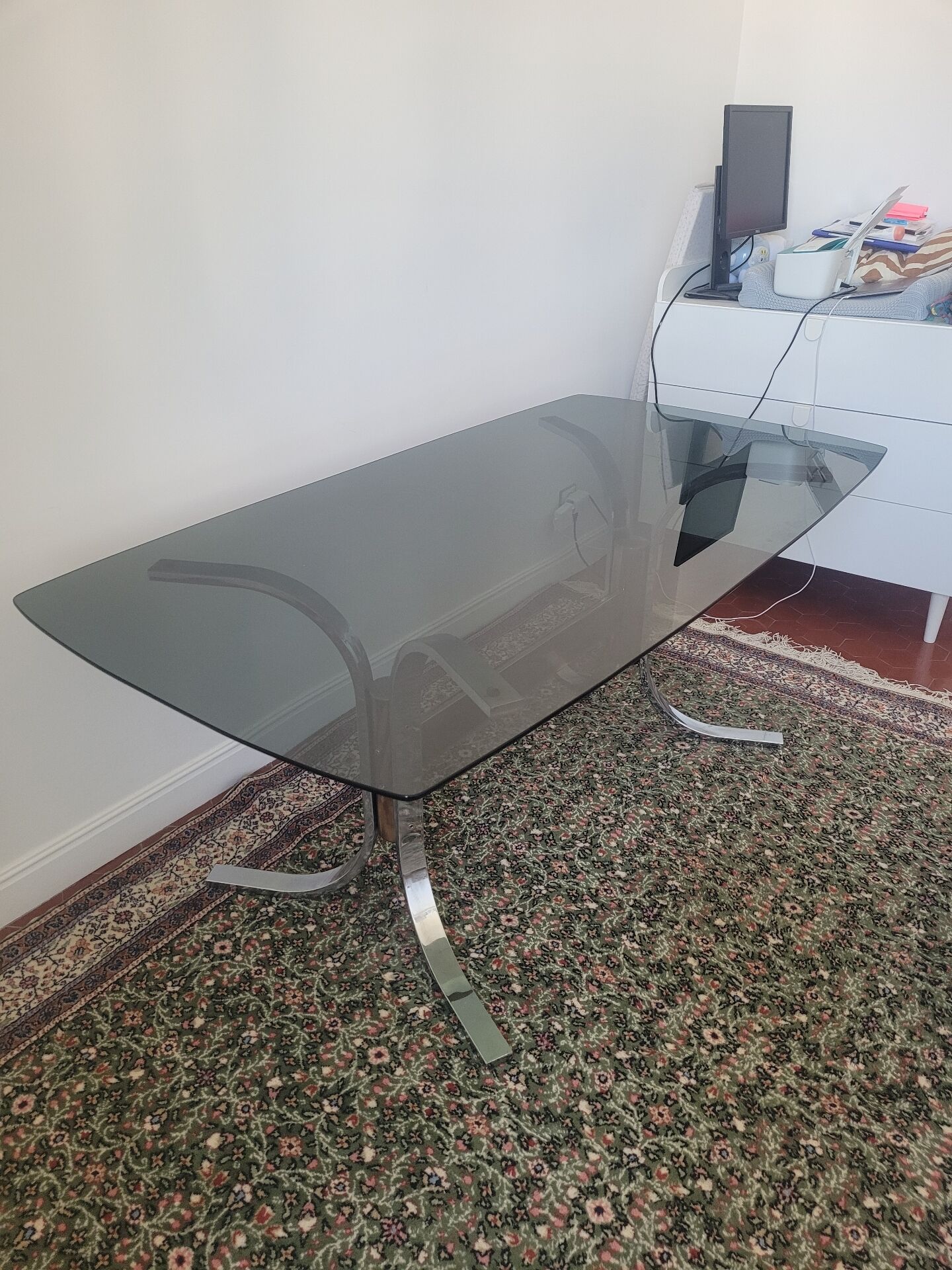 Smoked glass table EFA