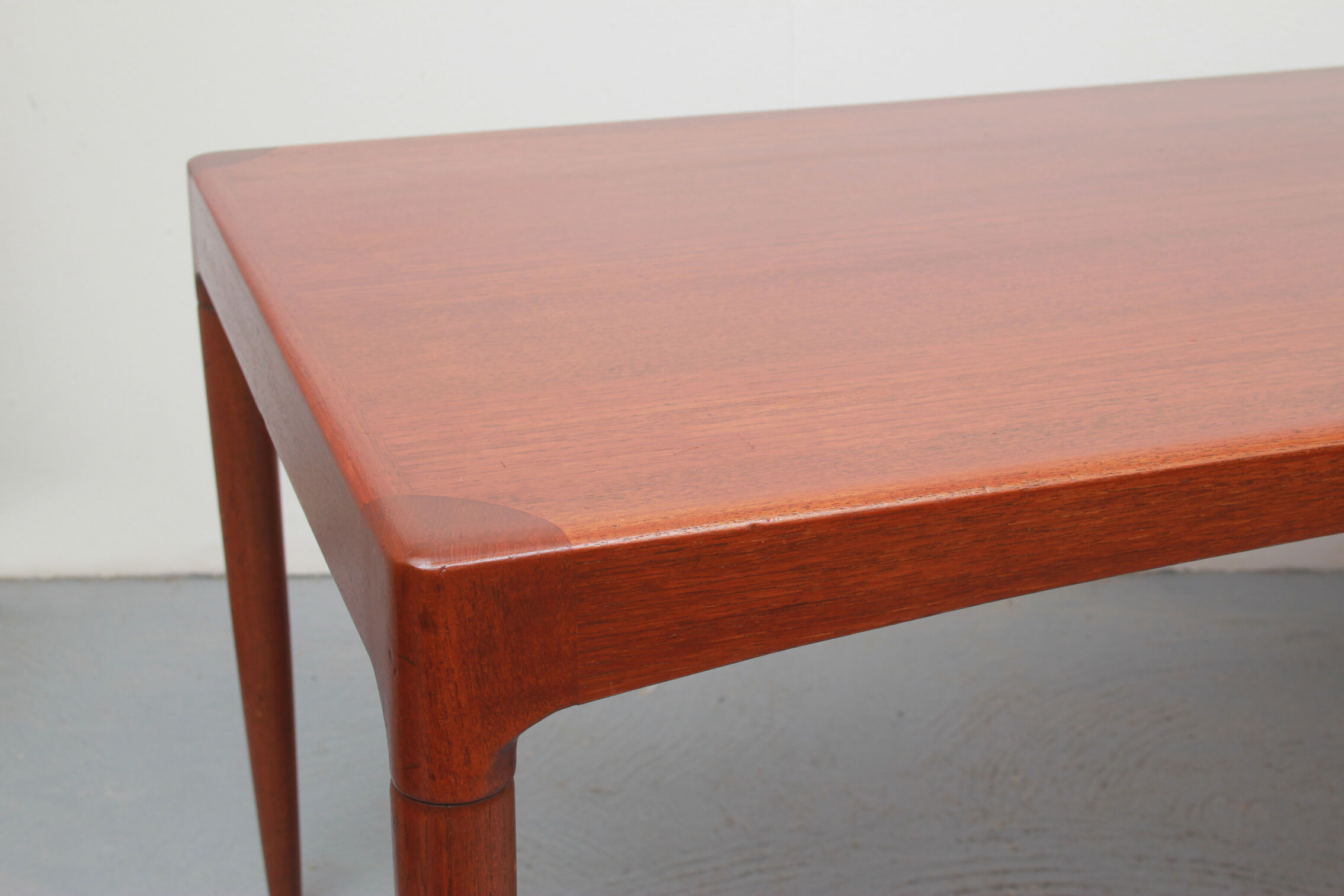 1960s classic coffeetable in teak
