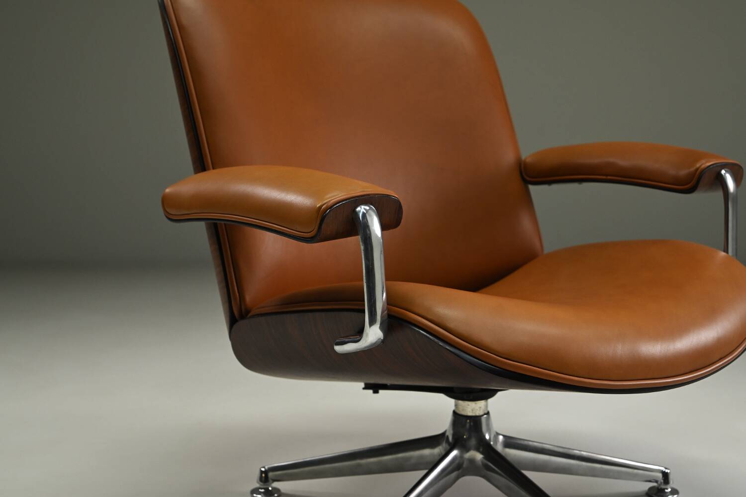 Lounge chair by Ennio Fazioli for MIM Roma, 1950s Italy.