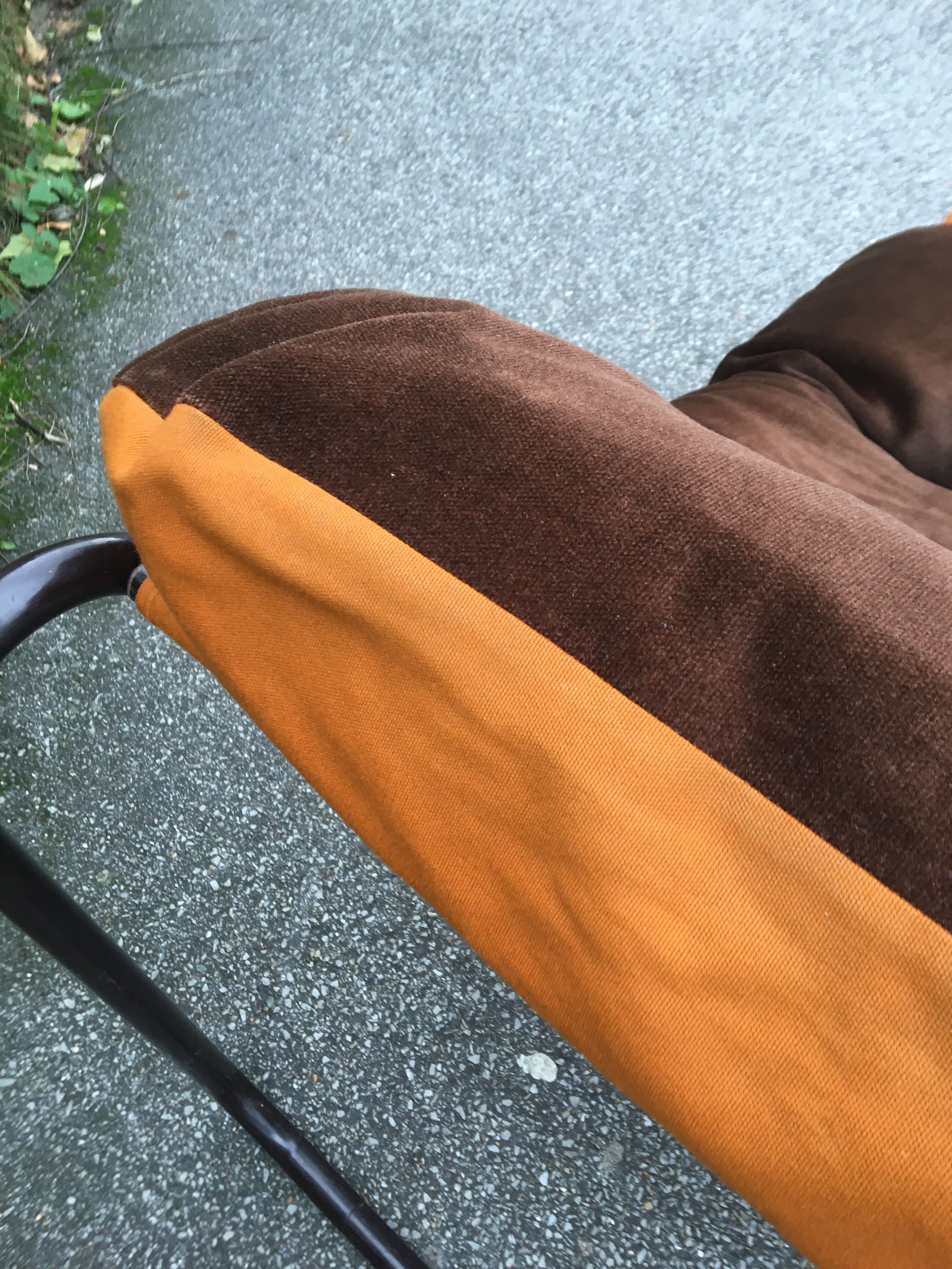 2 brown armchairs from the 70