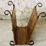 Porte revues vintage en bois et fer forgé circa 1950s