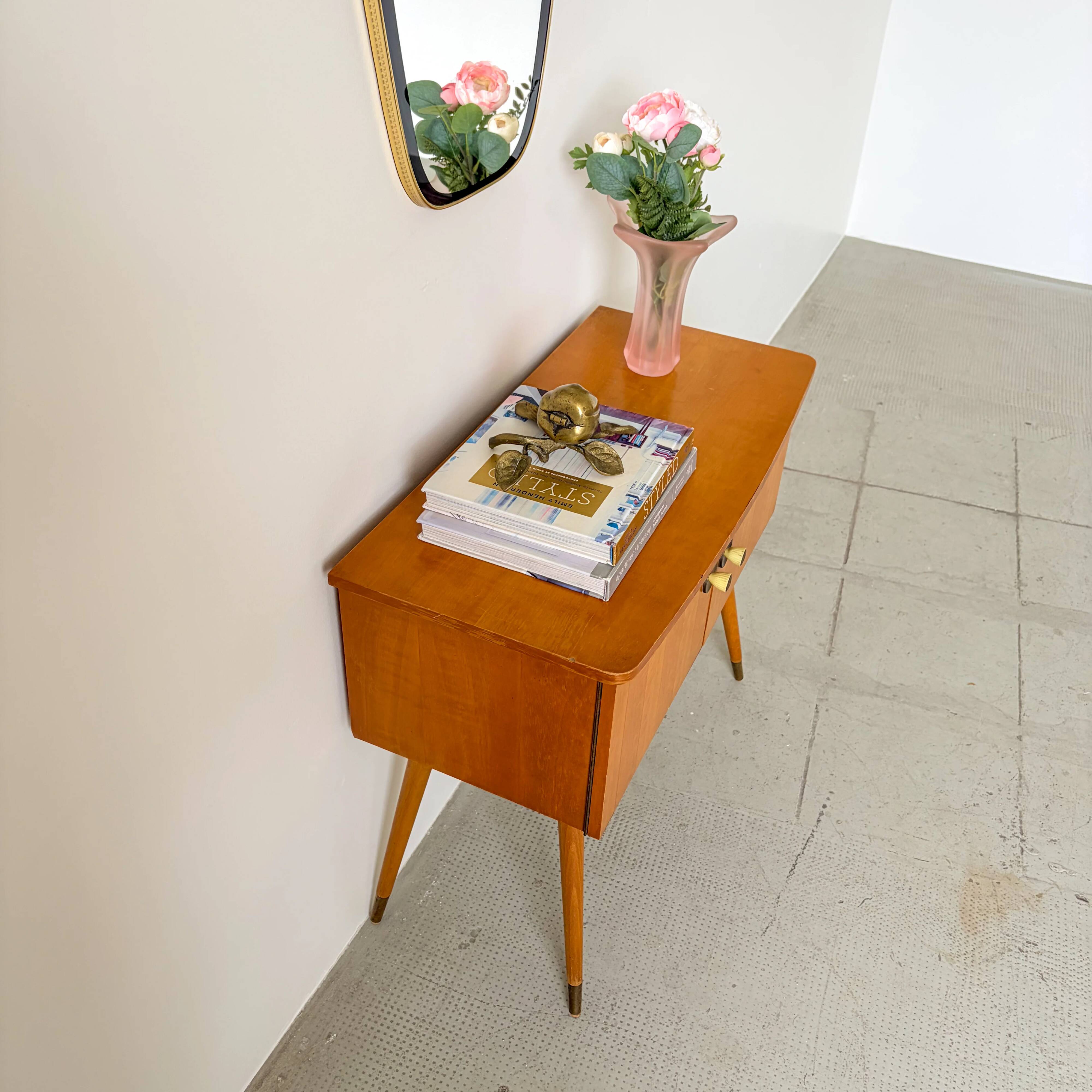 1950s retro entrance furniture