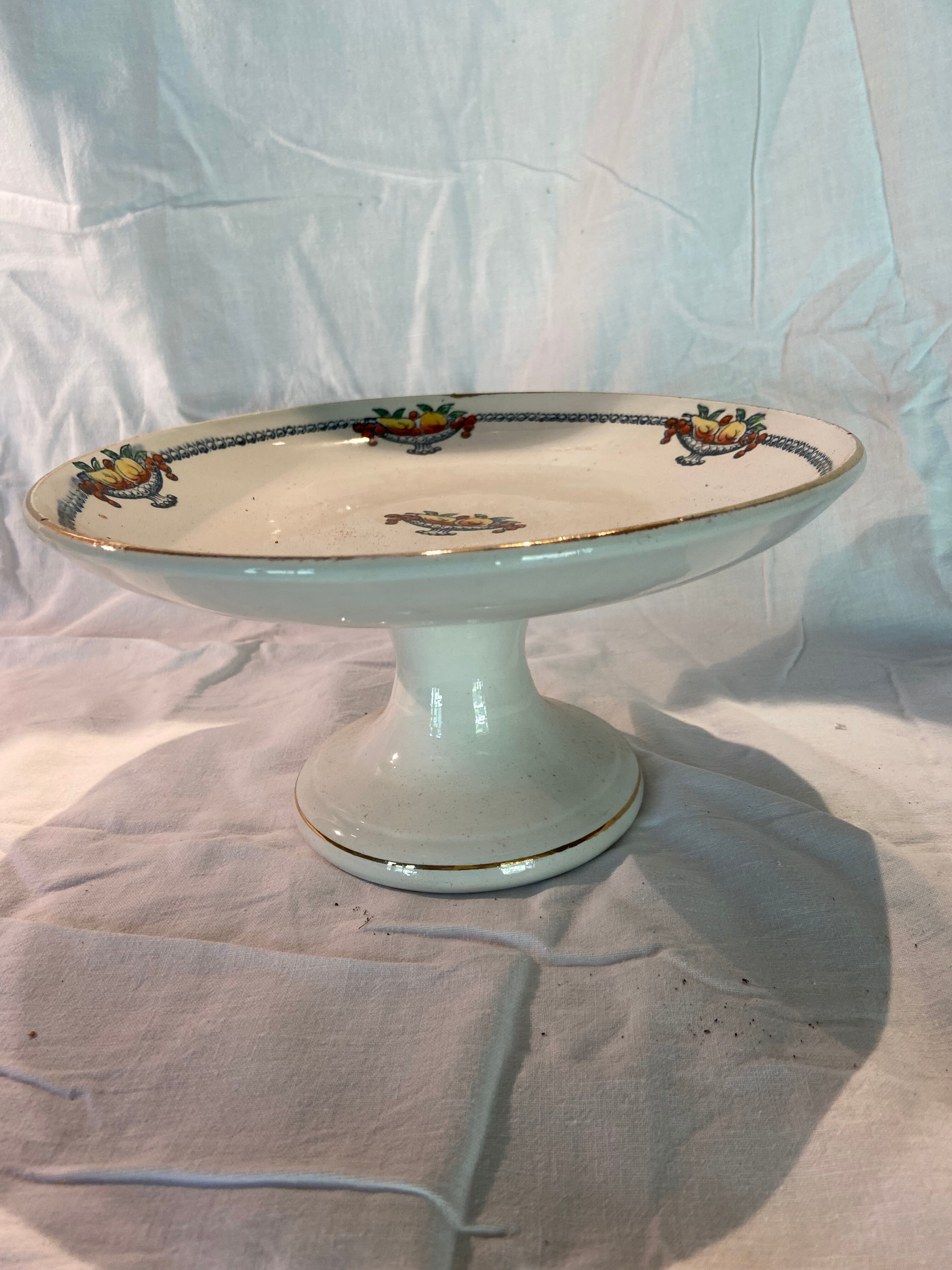 Standing fruit cup of St Amand