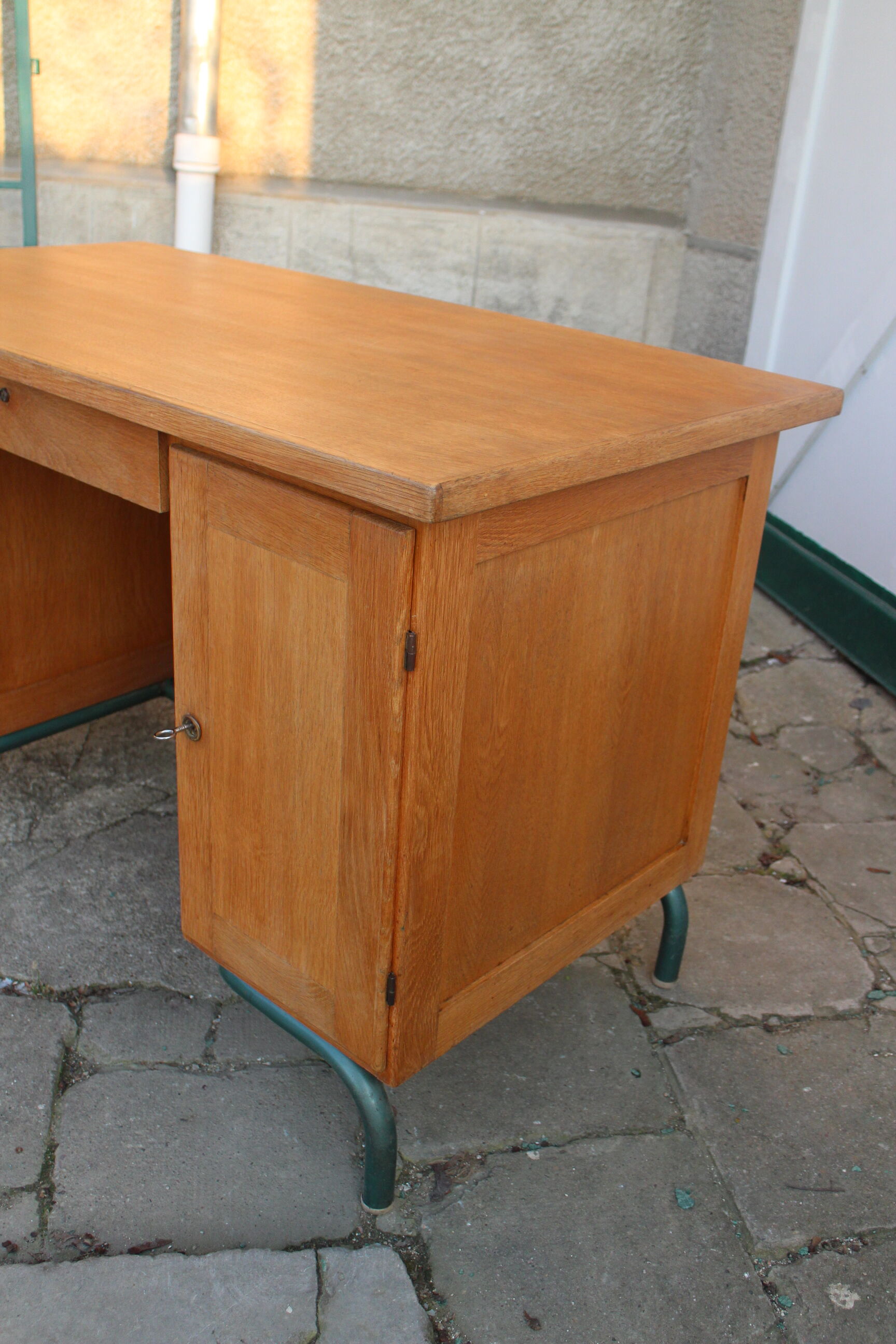 Vintage schoolmaster office