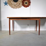 Extendable rosewood dining table year 60