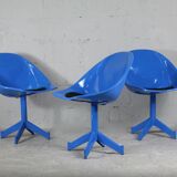 3 chairs "space Age", resin and steel, France, circa 1970.