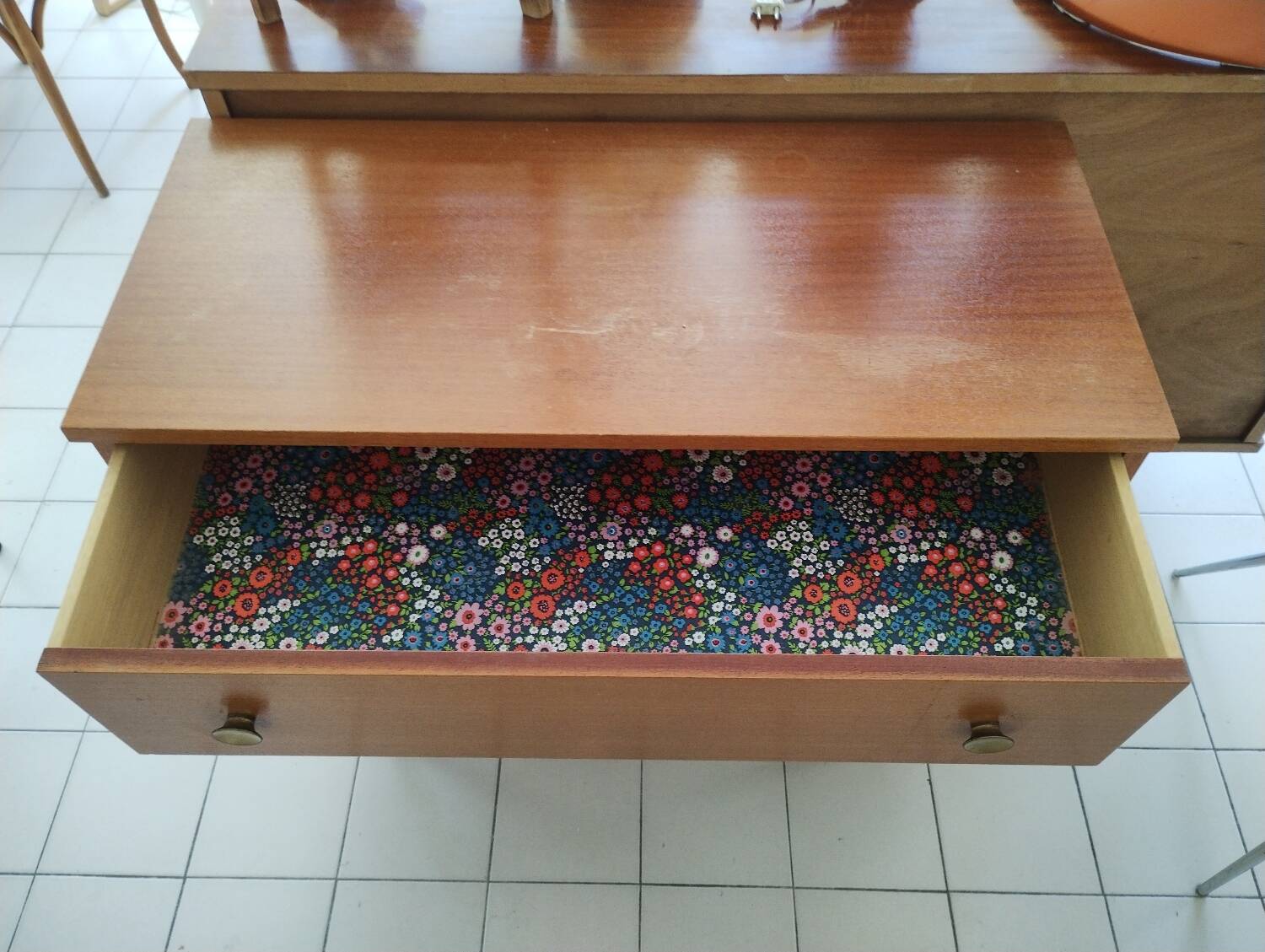 Vintage chest of drawers
