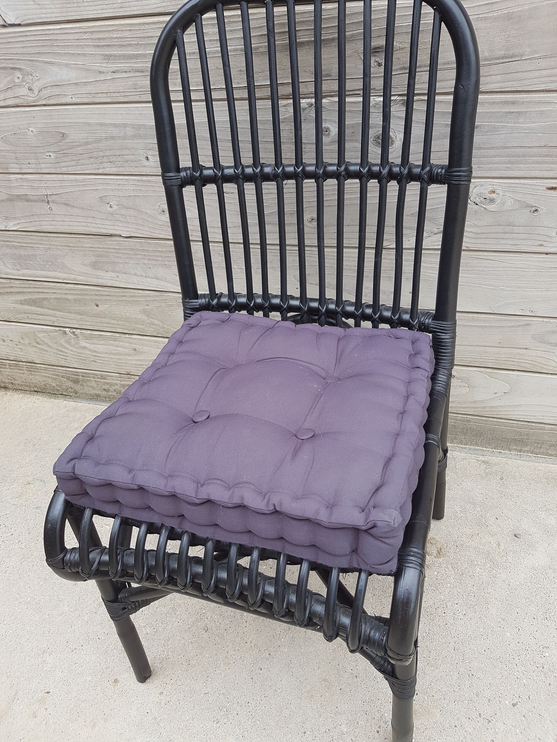Set of 6 black rattan chairs