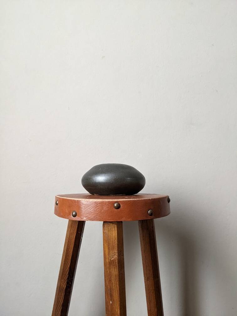 Vase en céramique artisanale japandi