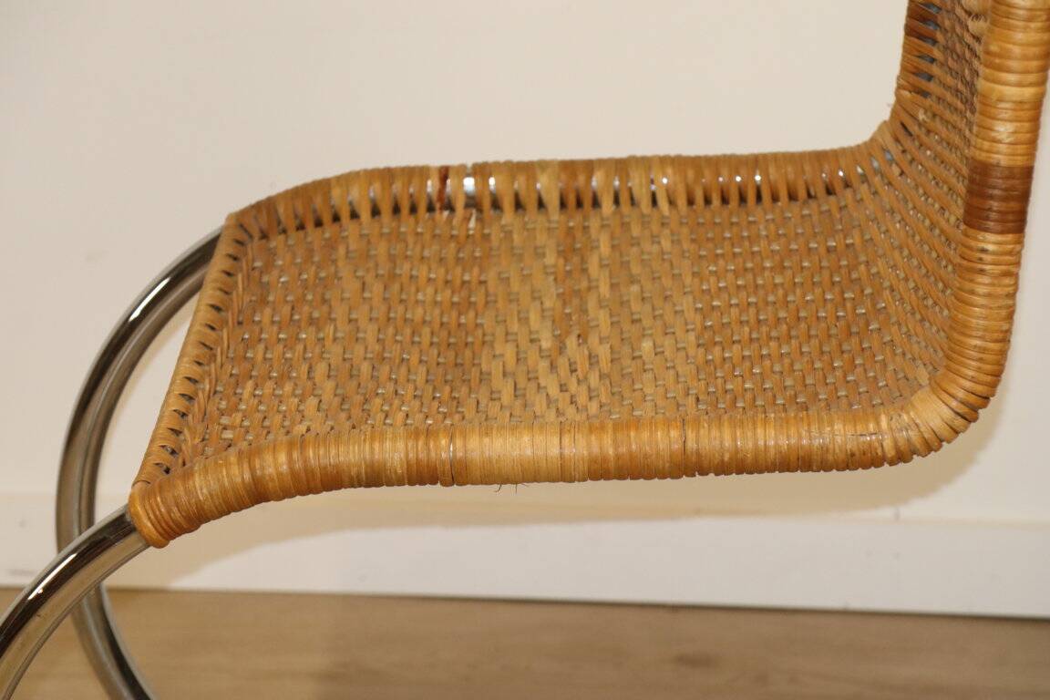 Chaise vintage "MR10" par Ludwig Mies van der Rohe