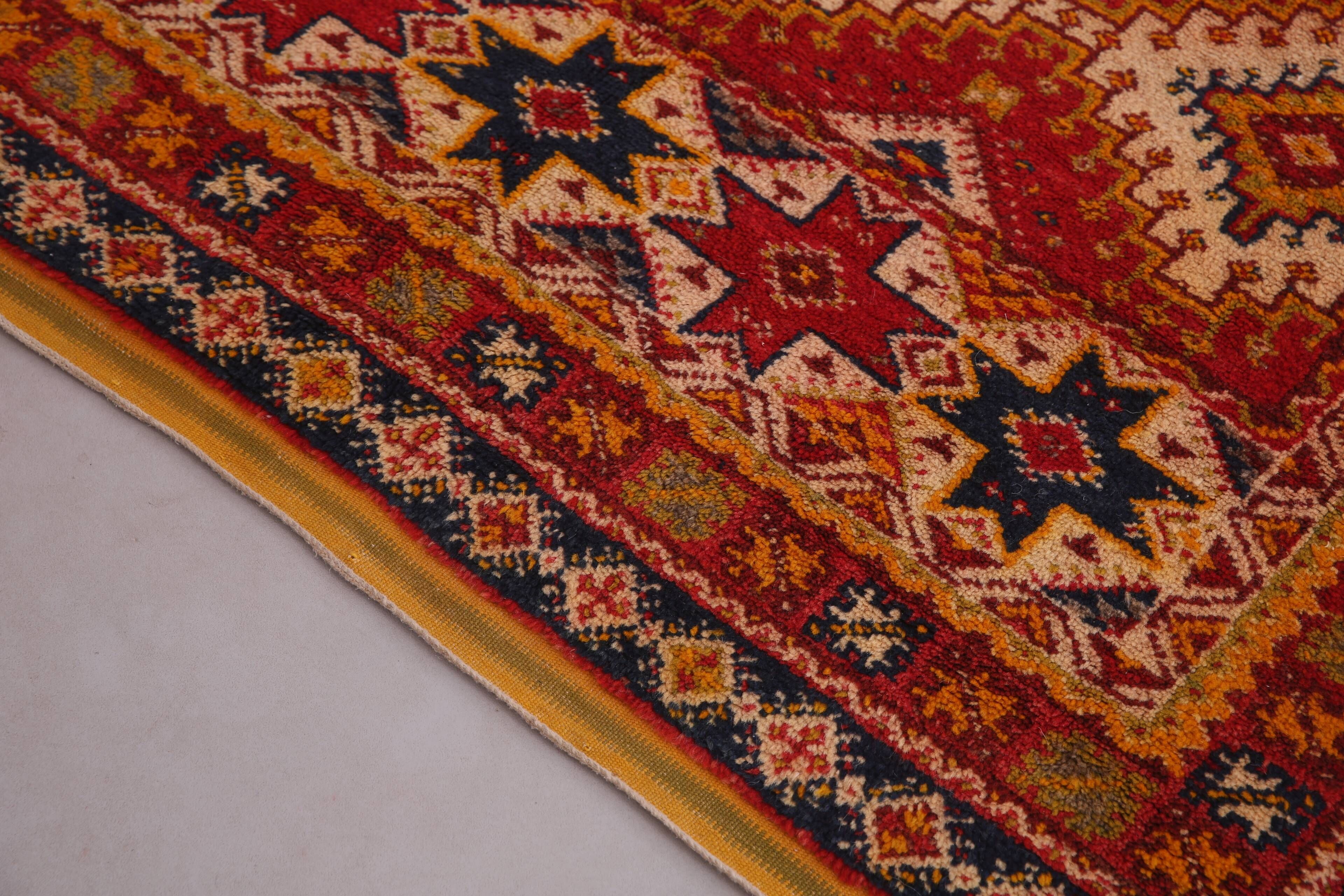 Vintage Moroccan Taznakht Rug 166 x 252 cm - Berber Wool Rug - Handmade Rug