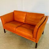 Canapé vintage rétro danois Mogens Hansen pour 2 personnes en cuir cognac