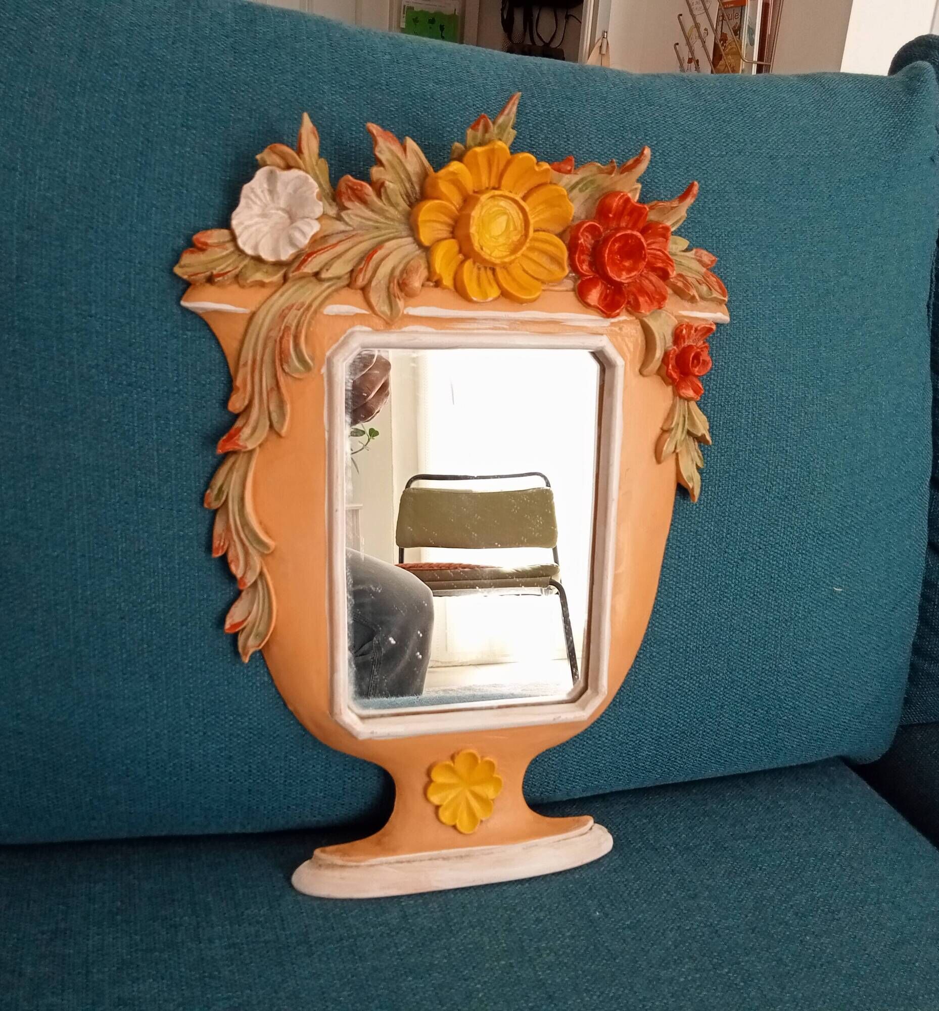 Atypical vintage Italian mirror 60s/70s 34*25