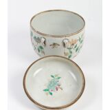 Covered Pot China, Late Nineteenth Century