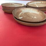 Lot plates dessert in sandstone