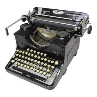 Machine à écrire restaurée Triumph Allemagne 1915