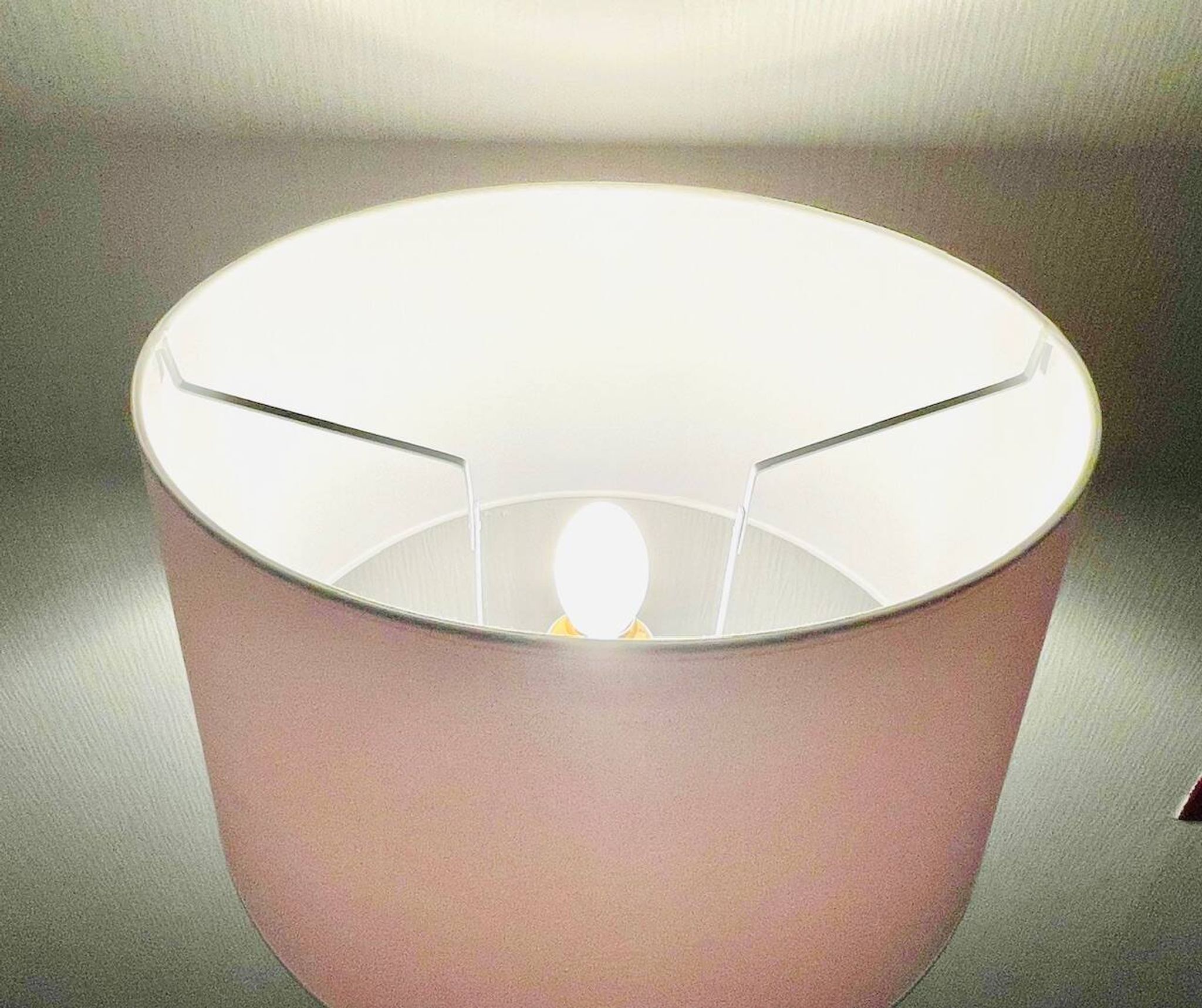 Lampadaire laiton vintage, tripode circa 1960s