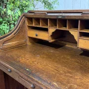 Bureau à cylindre en chêne