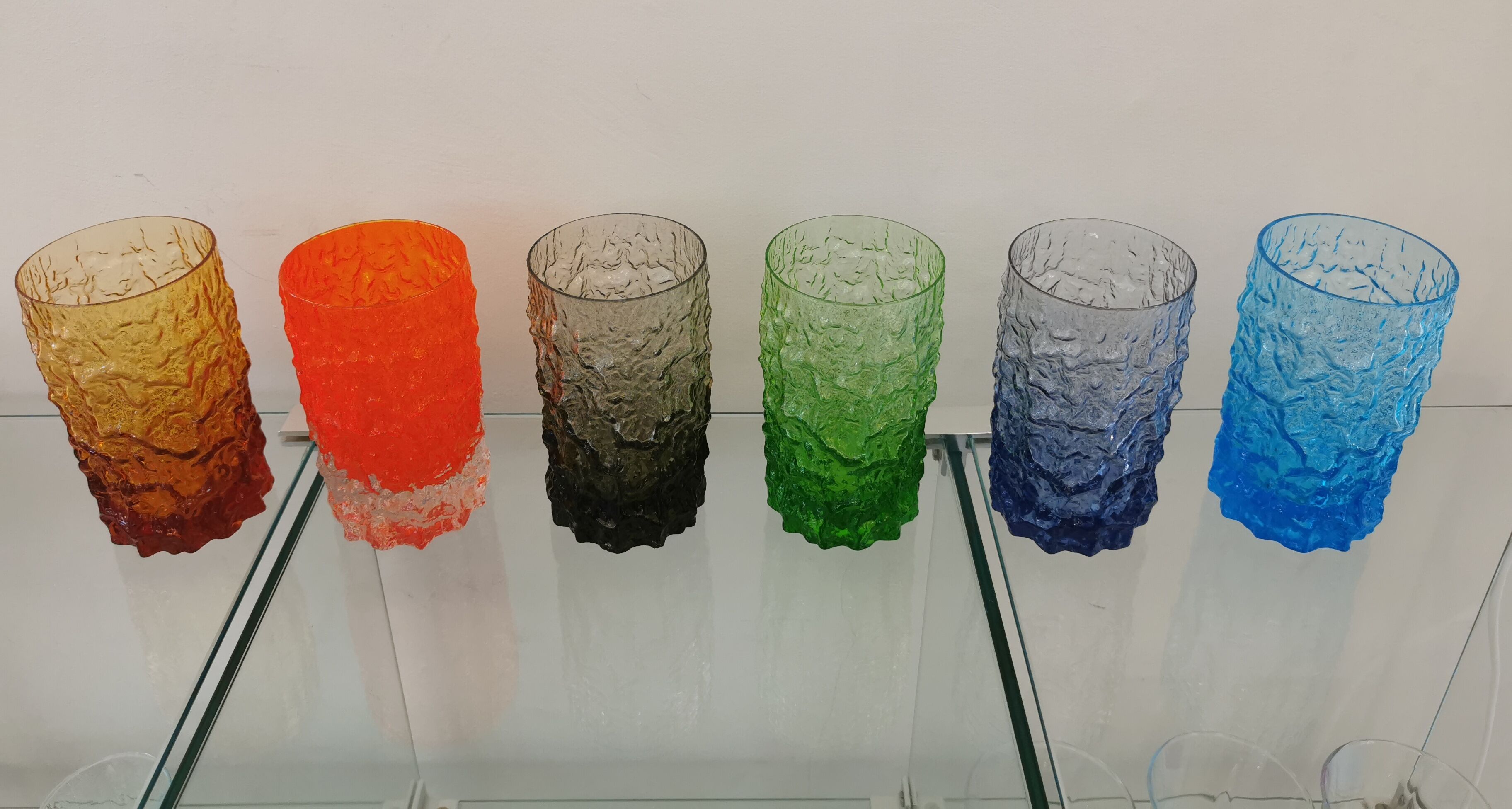 Service of 6 glasses by Geoffrey Baxter by Whitefriars, England 1960