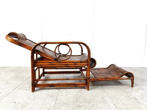 Chaise de jardin, chaise longue en rotin et bambou, années 1950