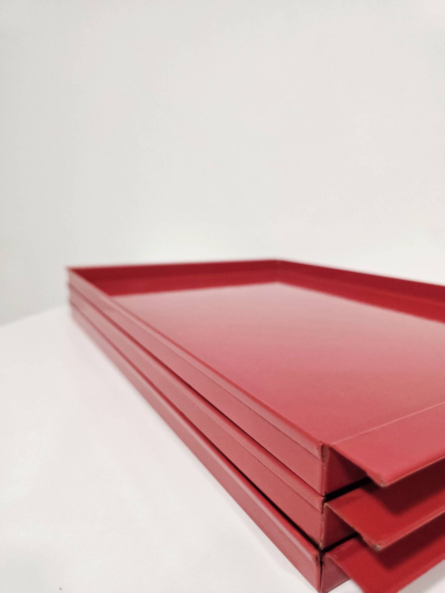 Vintage Italian Red Metal Trays / Mid-Century Modern Decorative Servin