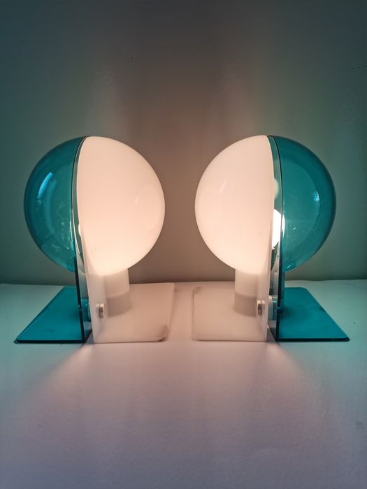 Pair of Italian lamps Guzzini Sirio