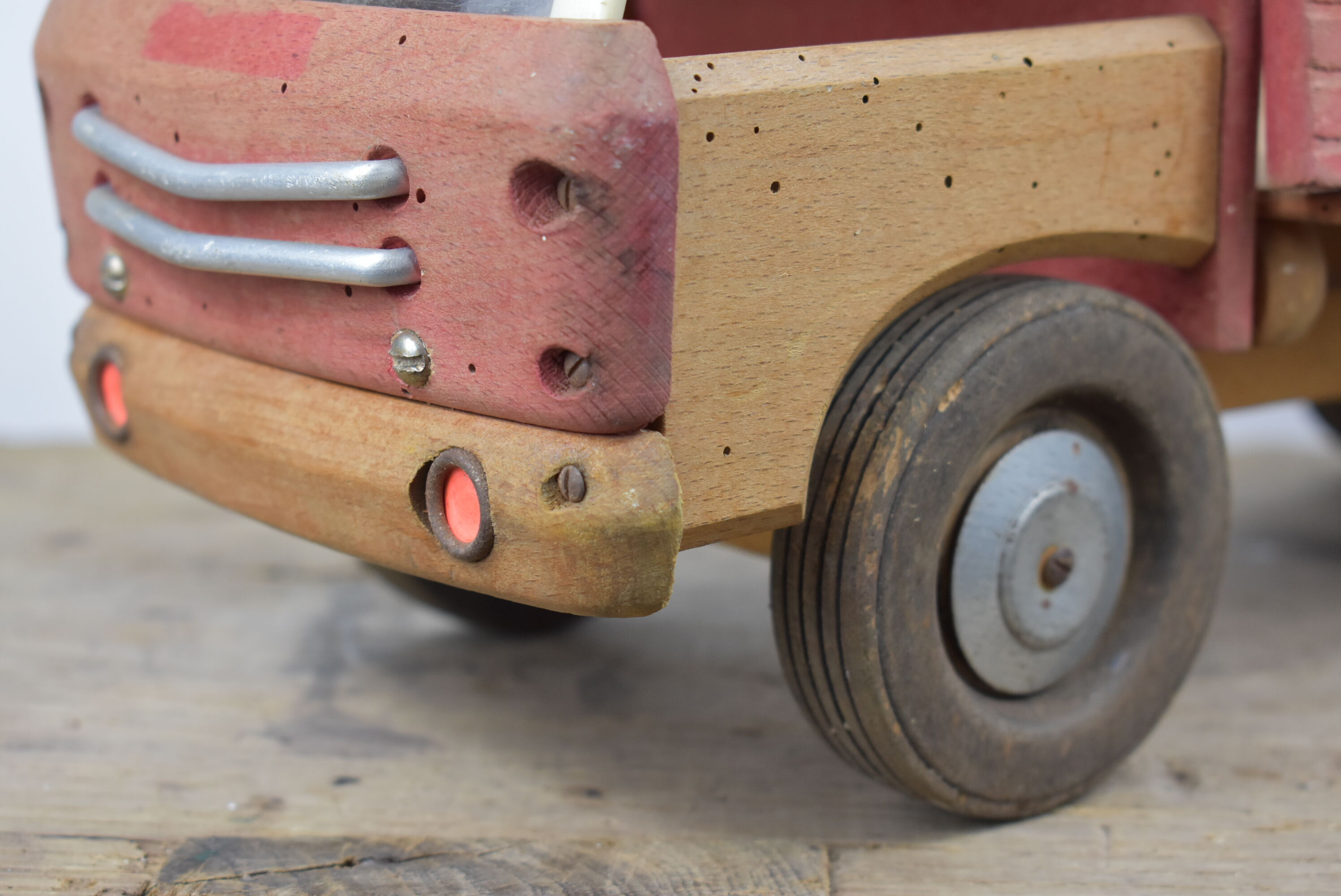 vintage wooden dejou truck