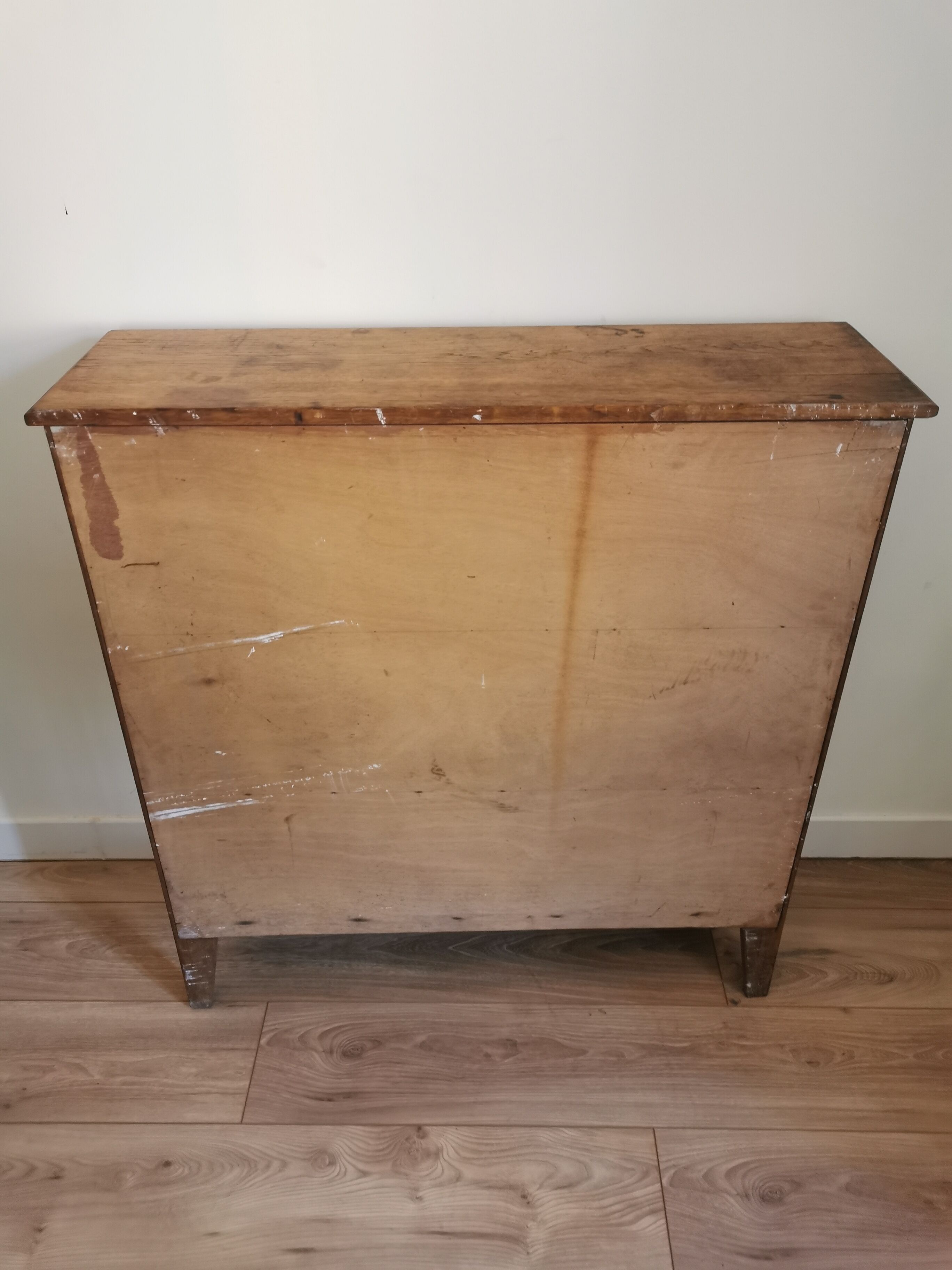 Meuble de rangement des années 40