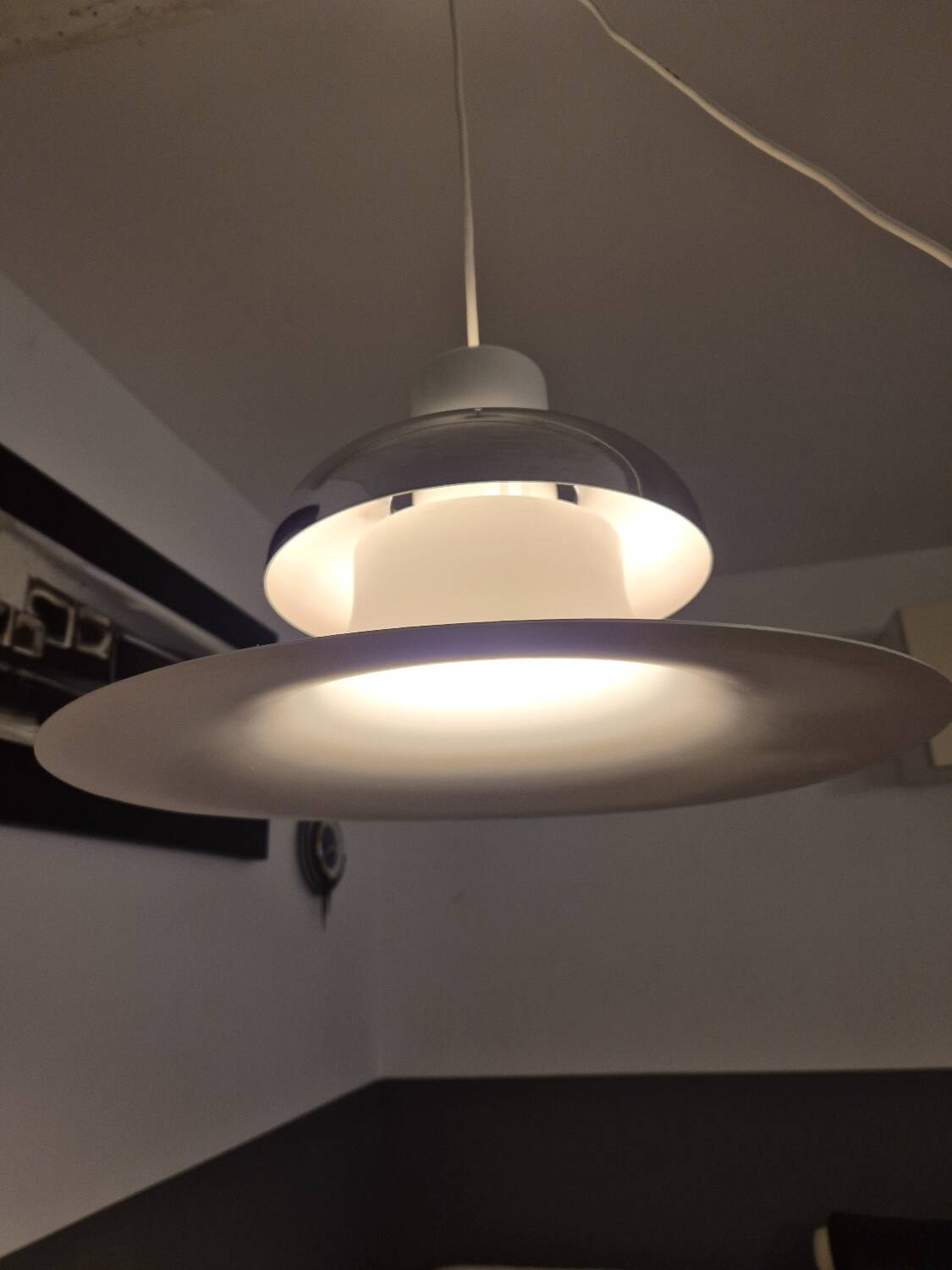 Vintage Louis Poulsen Mandalay pendant light