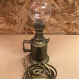 Ancienne lampe a huile électrifiée abeille laiton + verre vintage