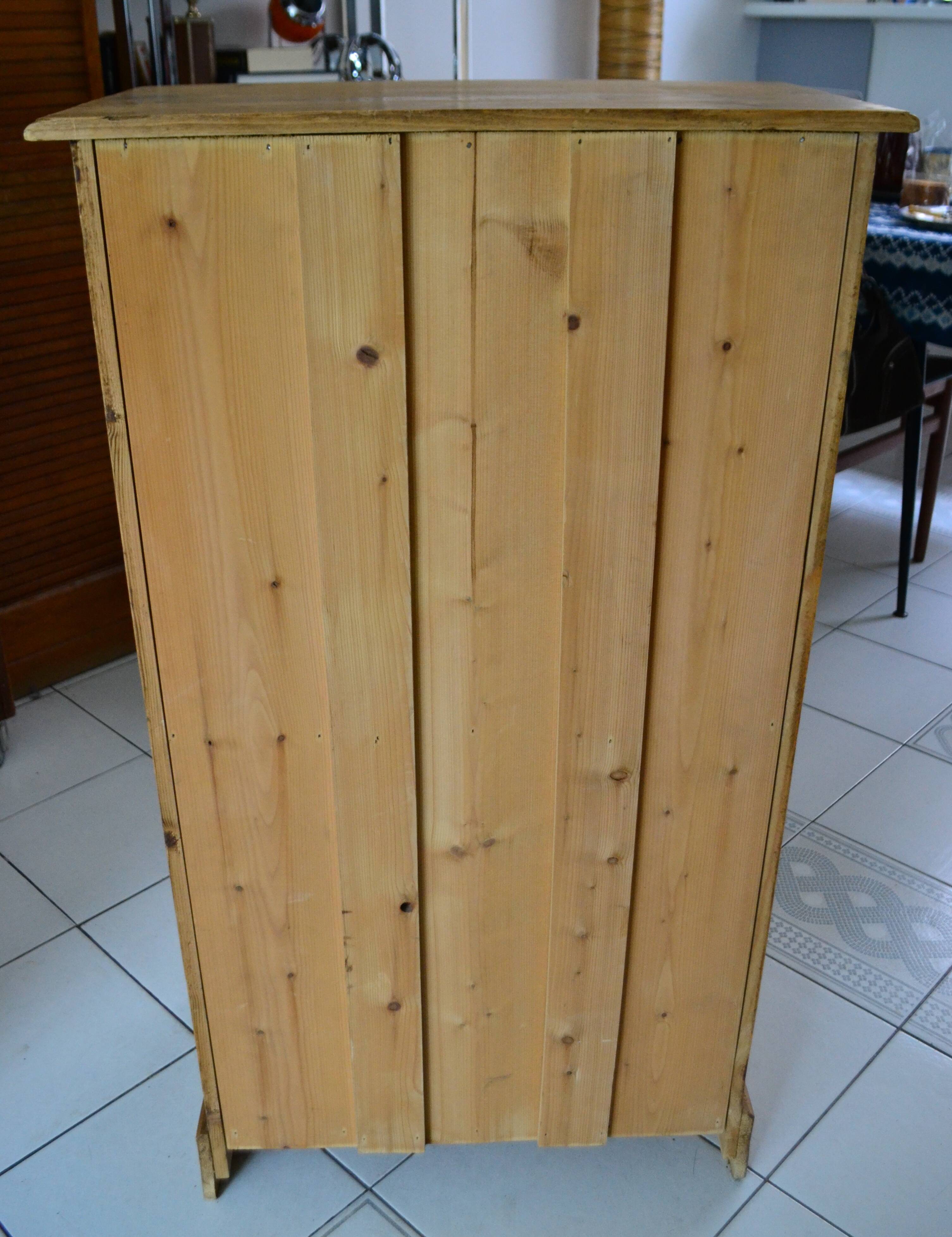 Vintage pine chest of drawers with 6 drawers