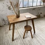 Table brutaliste savoyarde en chêne