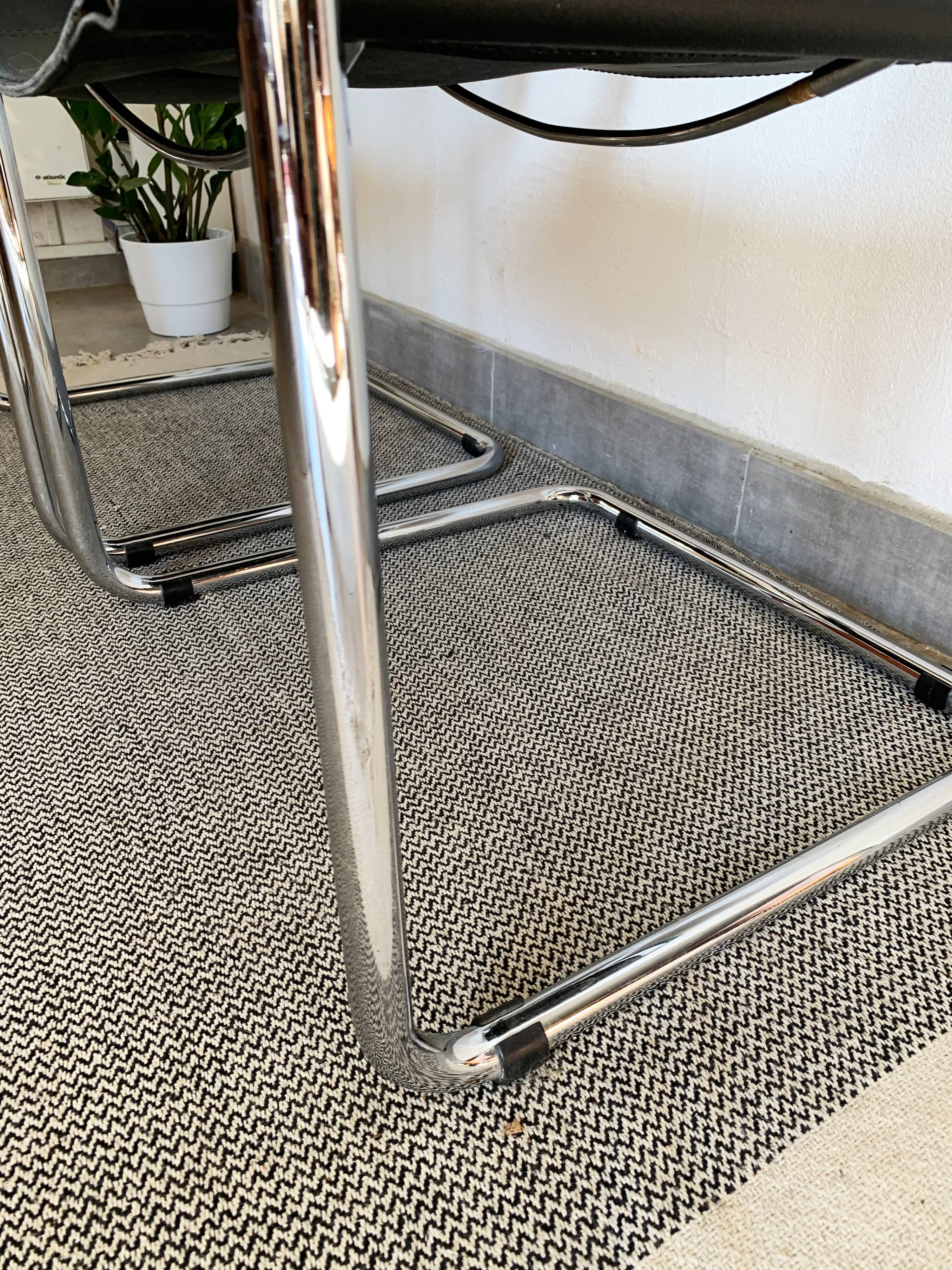Tubular armchairs 80