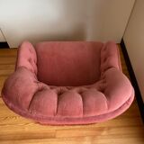 Upholstered toad armchair