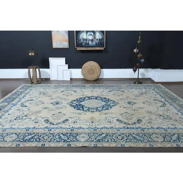 1970s Vintage Persian Handmade Wool Cotton Beige Area Rug 294x398