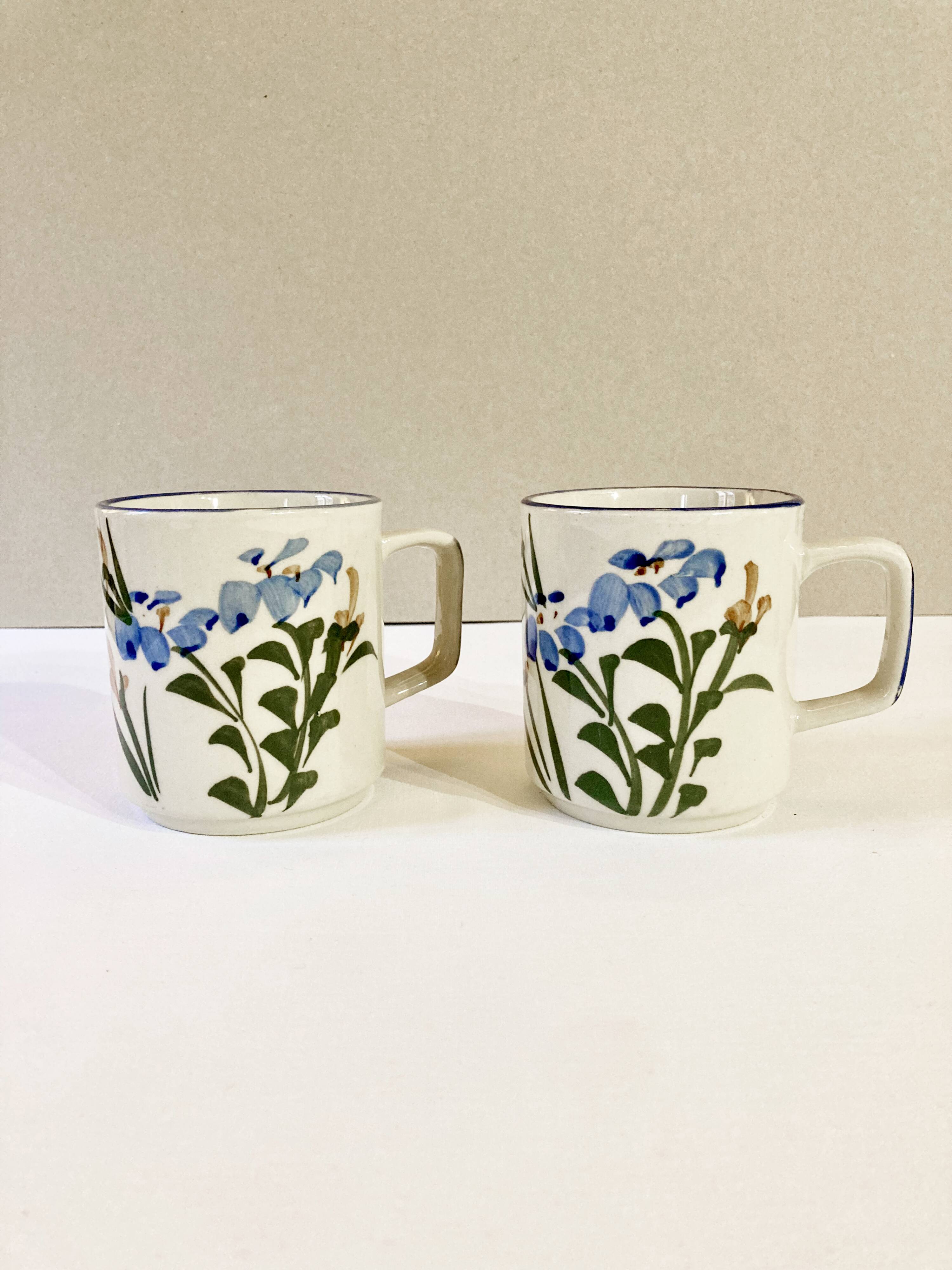 Pair of hand-painted Chinese ceramic mugs