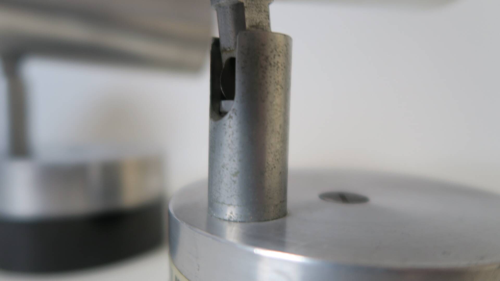 3 Philips wall lights