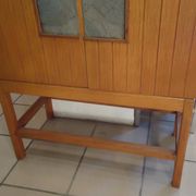 Meuble bar s'ouvrant à 2 portes années 50.