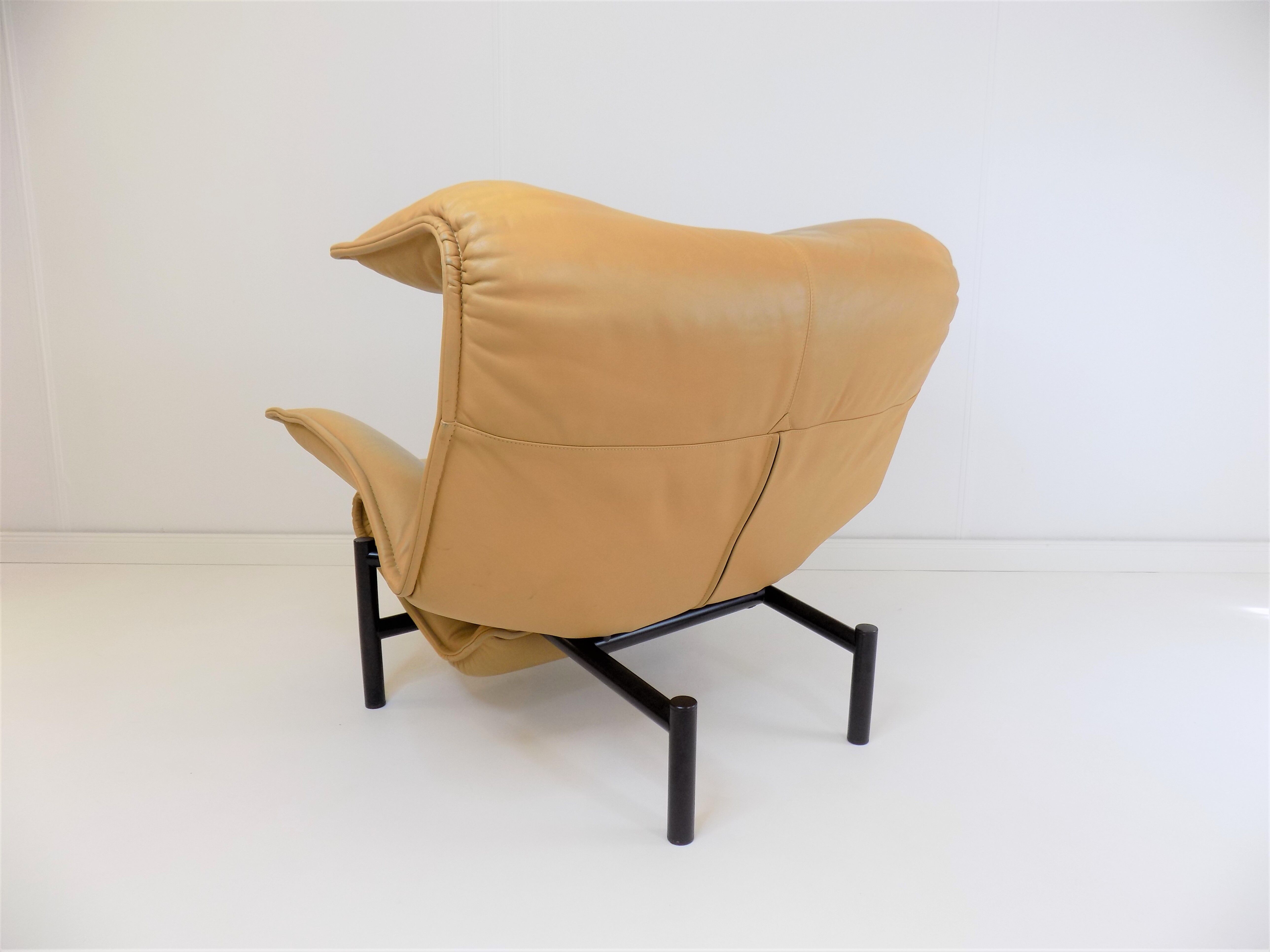 Cassina Veranda leather armchair by Vico Magistretti