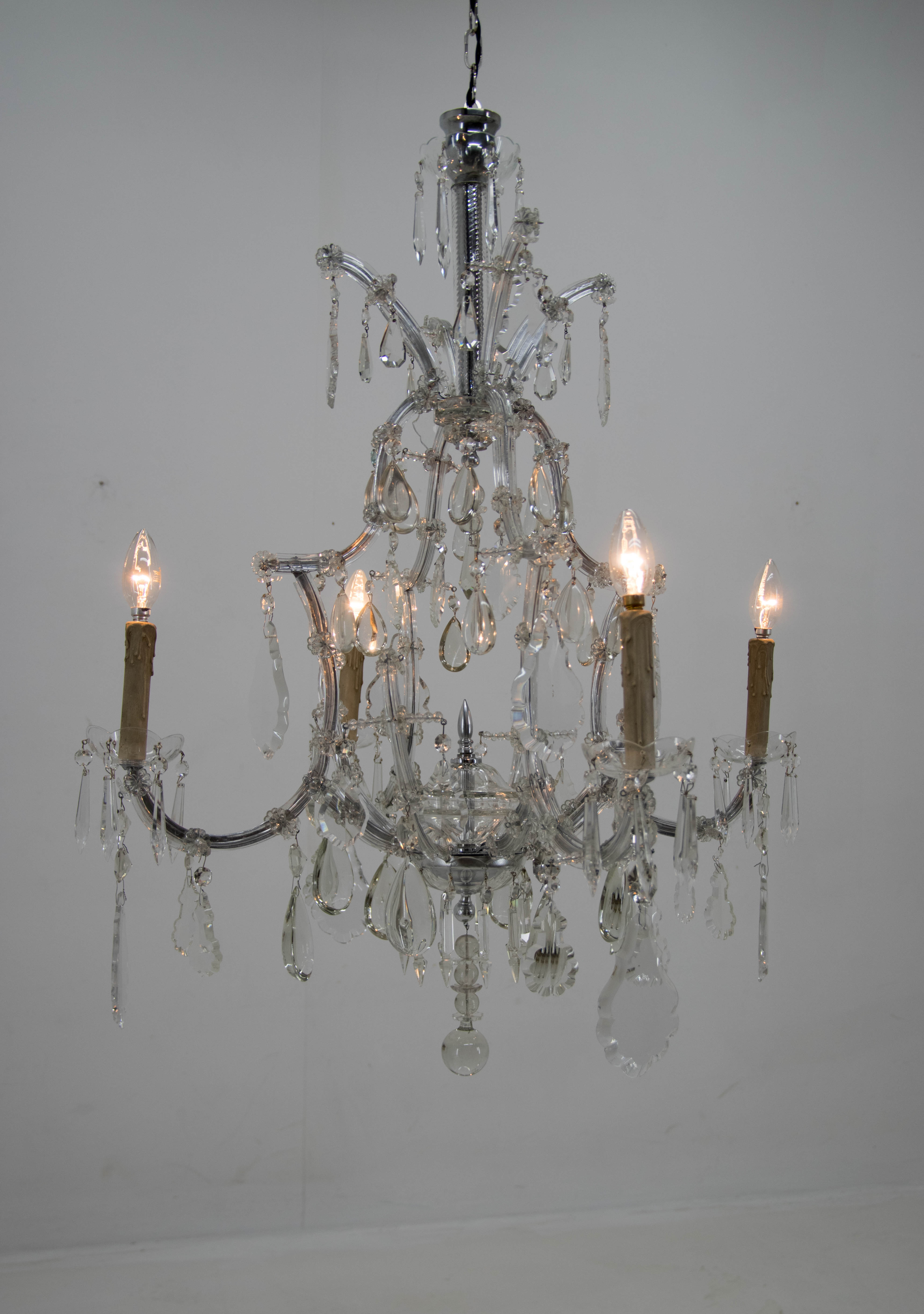 Maria Theresa Crystal Chandelier, 1900s